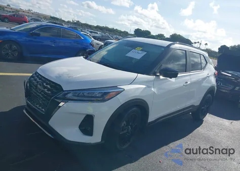 2023 Nissan Kicks Sr Xtronic Cvt z USA, uszkodzony, nr VIN 3N1CP5DV2PL503783